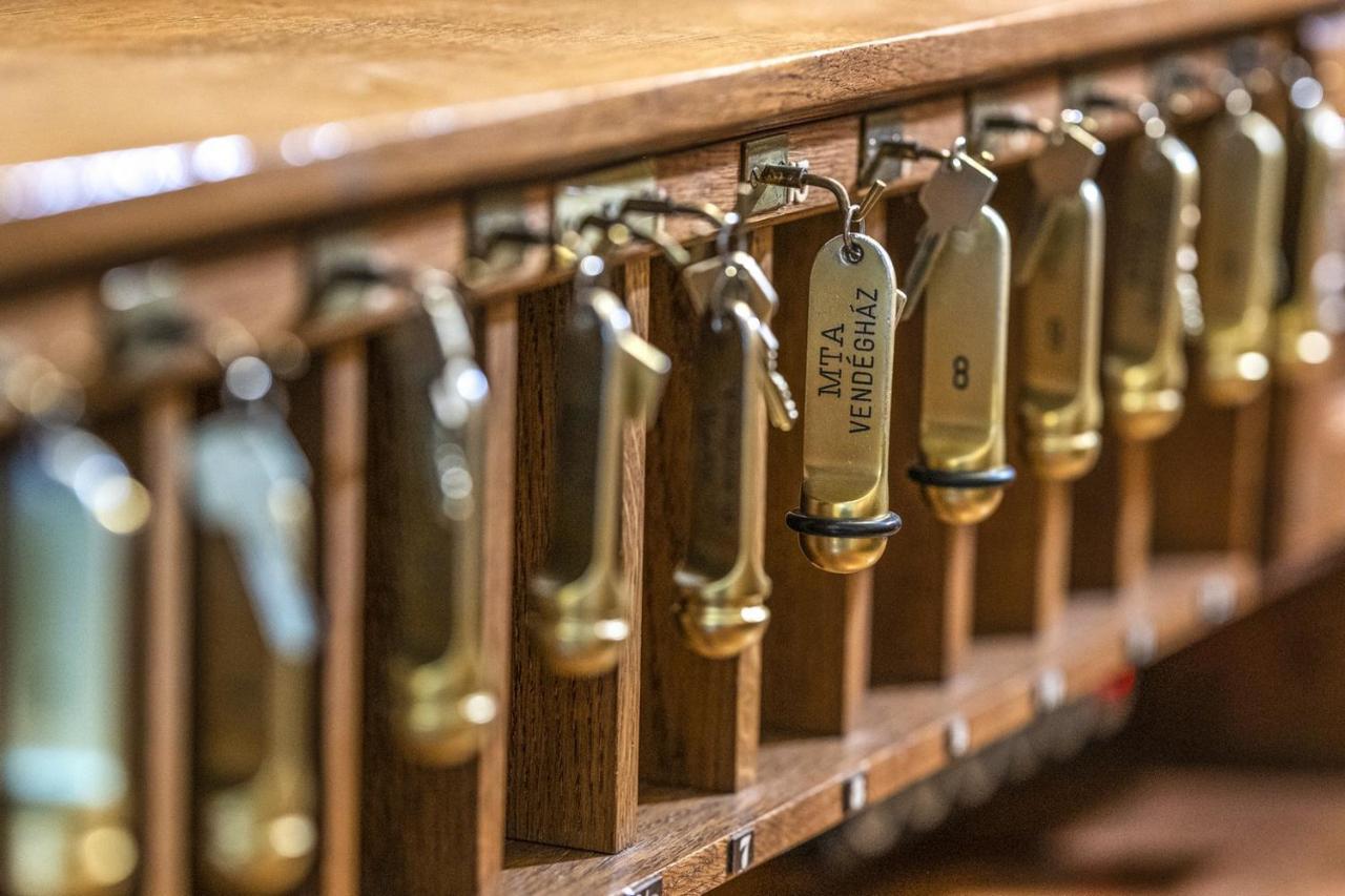 Academy Pension Budapest Eksteriør bilde