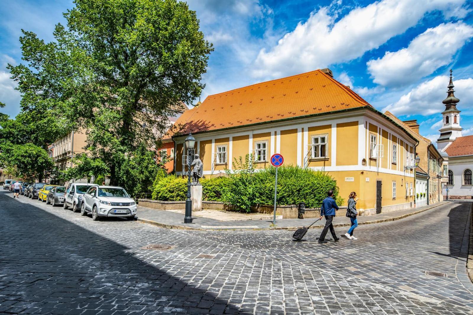 Academy Pension Budapest Eksteriør bilde